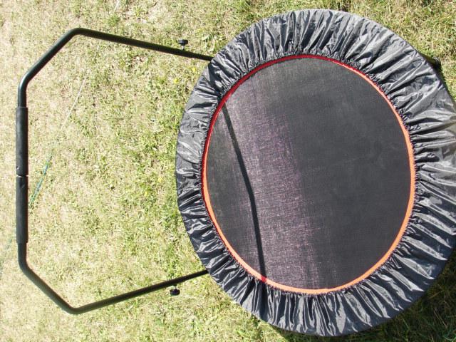 Osona na spryny do mini trampoliny o r. 120cm.